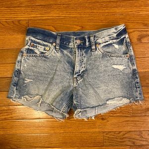Gap Low Stride Short 4P Distressed Denim